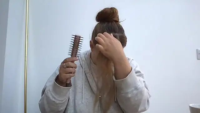 Snapshot of Krystal_Tx chatting on 09/27/25, 06:51 Krystal Tx online show from 09/27/25, 06:51