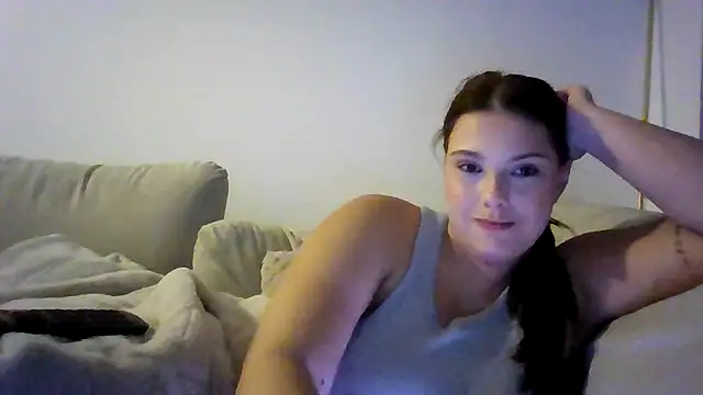 Snapshot of Krystal_Tx chatting on 11/11/25, 05:46 Krystal Tx online show from 11/11/25, 05:46