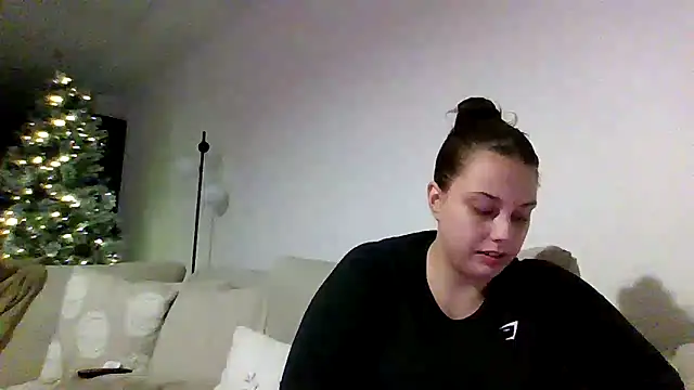 Snapshot of Krystal_Tx chatting on 11/22/25, 05:45 Krystal Tx online show from 11/22/25, 05:45