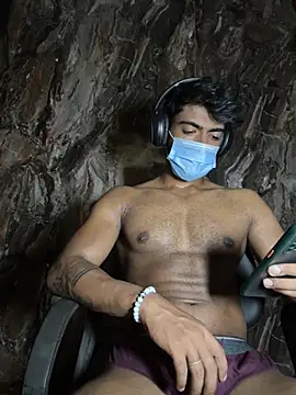 rony6663 online show from 10/11/25, 07:07