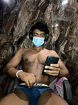 rony6663 online show from 10/12/25, 10:14