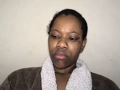 vanie online show from 07/28/26, 04:41