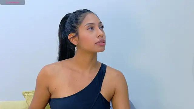 Snapshot of Anna_risse chatting on 02/12/26, 05:46 Anna risse online show from 02/12/26, 05:46