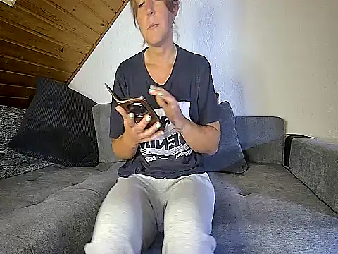 stunning Rosi online show from 09/10/25, 10:15