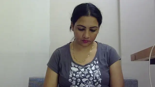 Snapshot of tripti2 chatting on 03/19/26, 02:48 tripti2 online show from 03/19/26, 02:48