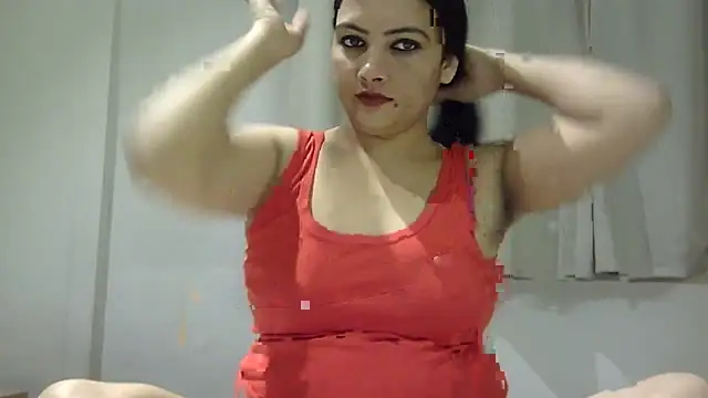 Snapshot of tripti2 chatting on 04/13/26, 03:06 tripti2 online show from 04/13/26, 03:06