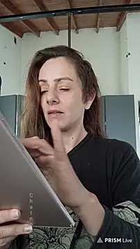 Snapshot of jessiburningheels chatting on 03/11/25, 08:20 jessiburningheels online show from 03/11/25, 08:20