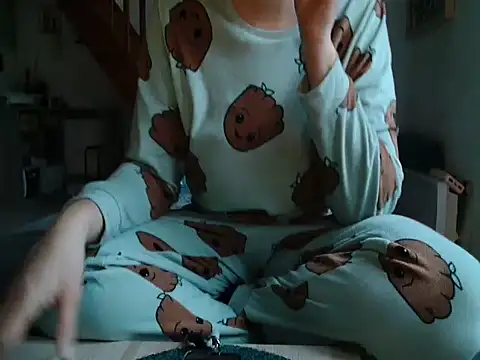 Lauzo21 online show from 09/23/25, 05:32