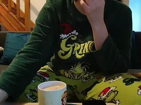 Lauzo21 online show from 11/26/25, 06:58