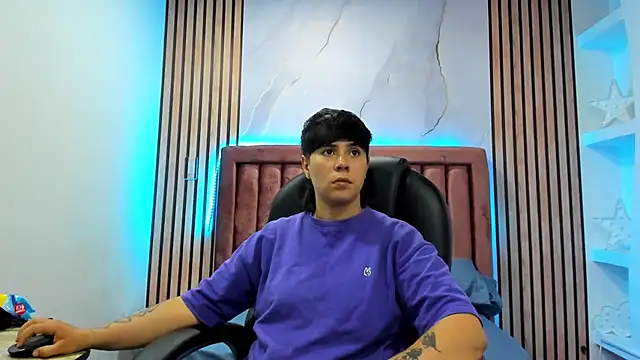 AbbySmiitth  online show from 03/14/25, 07:12