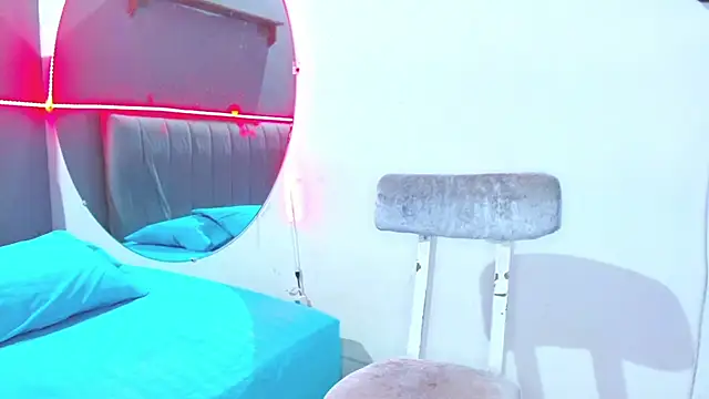 Snapshot of minimi_naty chatting on 01/20/25, 07:14 minimi naty online show from 01/20/25, 07:14