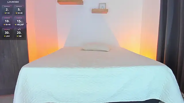 Snapshot of serge_7 chatting on 02/08/25, 04:04 serge 7 online show from 02/08/25, 04:04