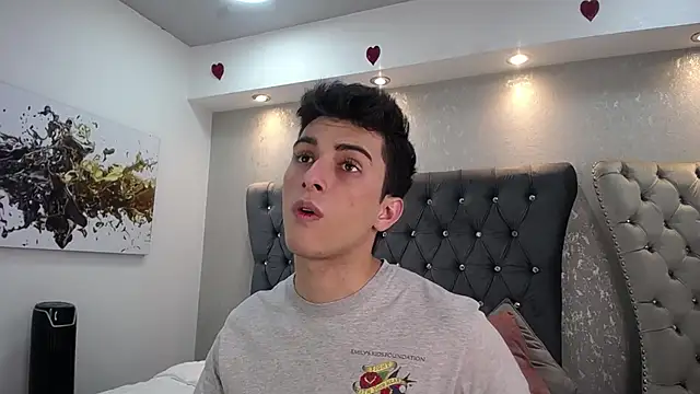 Snapshot of MrWilliseo chatting on 03/22/25, 07:31 MrWilliseo online show from 03/22/25, 07:31