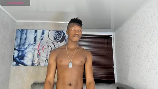 Snapshot of KENDER21_ chatting on 03/10/25, 01:32 KENDER21  online show from 03/10/25, 01:32