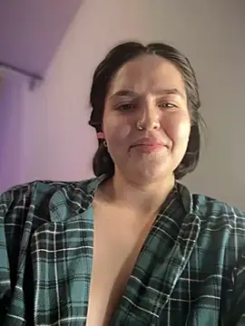 meow girl online show from 12/25/24, 05:37