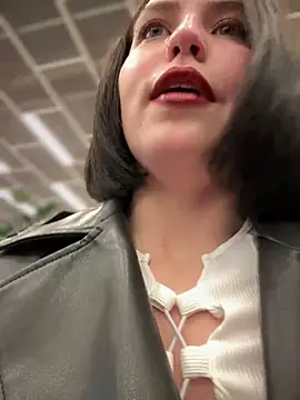 meow girl online show from 12/29/24, 09:17