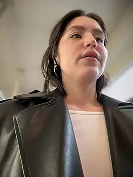 meow girl online show from 03/06/25, 09:58