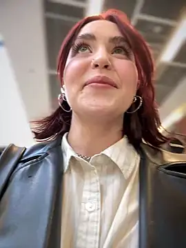 meow girl online show from 03/21/25, 09:56