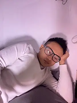 lixiaoshuai8 online show from 11/25/25, 05:51