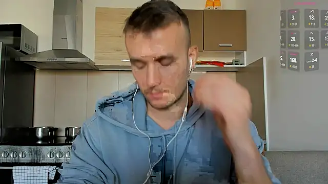 cute mark online show from 03/20/25, 08:31