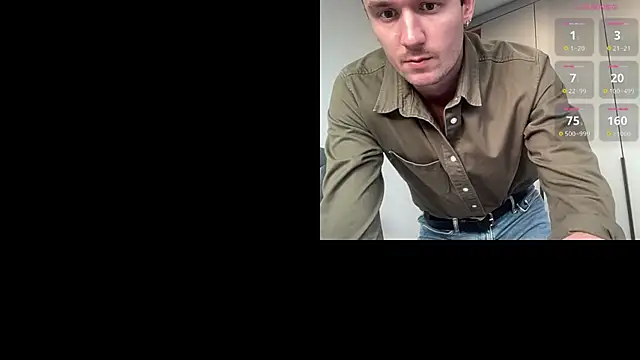 cute mark online show from 09/17/25, 03:03