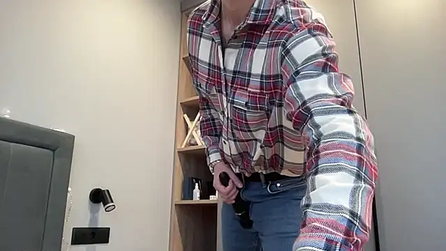 cute mark online show from 12/20/25, 10:11