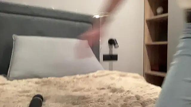 cute mark online show from 01/05/26, 05:27