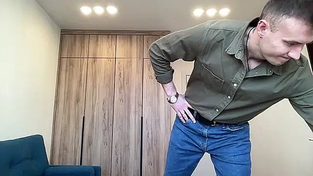 cute mark online show from 03/28/26, 05:29