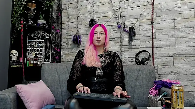 CruelMistress online show from 12/13/24, 04:43