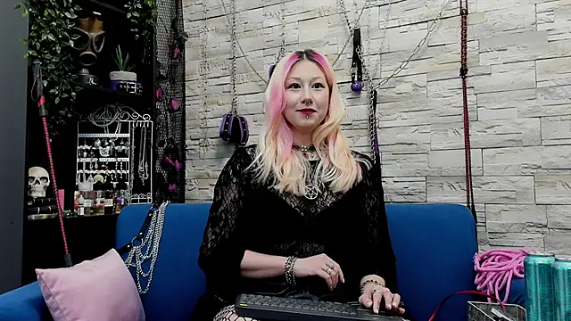 CruelMistress online show from 01/12/25, 03:49