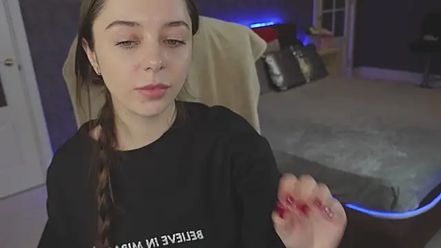 DinaCandy online show from 02/17/25, 02:26