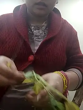 Snapshot of rituu07 chatting on 01/09/25, 01:02 rituu07 online show from 01/09/25, 01:02