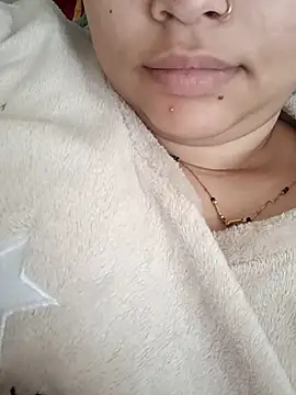 Snapshot of rituu07 chatting on 02/20/25, 04:28 rituu07 online show from 02/20/25, 04:28