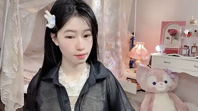 JennieKim RoseannePark online show from 12/17/24, 02:44