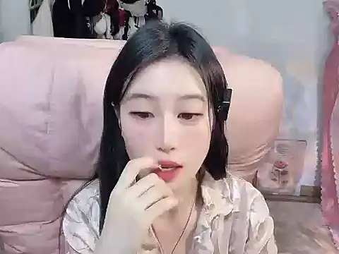 JennieKim RoseannePark online show from 01/20/25, 08:50