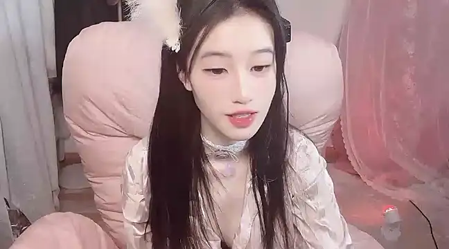 JennieKim RoseannePark online show from 02/05/25, 02:16