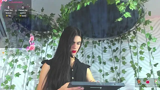 Venusflame   online show from 02/04/25, 01:48