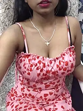 Snapshot of Ishaani_0 chatting on 02/18/25, 12:26 Ishaani 0 online show from 02/18/25, 12:26