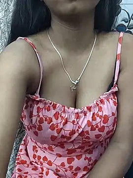 Snapshot of Ishaani_0 chatting on 02/27/25, 09:58 Ishaani 0 online show from 02/27/25, 09:58