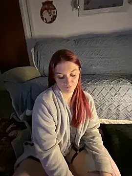 Snapshot of Stoner_BarbieXX chatting on 12/05/24, 10:56 Stoner BarbieXX online show from 12/05/24, 10:56