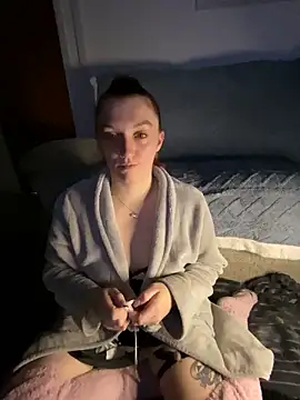 Snapshot of Stoner_BarbieXX chatting on 01/23/25, 11:05 Stoner BarbieXX online show from 01/23/25, 11:05