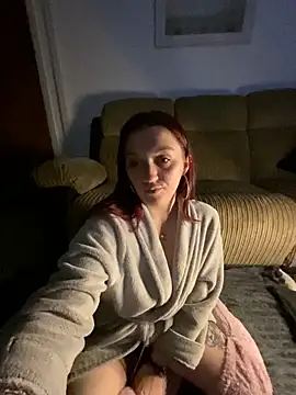 Snapshot of Stoner_BarbieXX chatting on 02/24/25, 10:36 Stoner BarbieXX online show from 02/24/25, 10:36