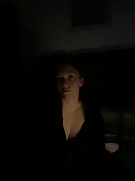 Snapshot of Stoner_BarbieXX chatting on 03/26/26, 10:48 Stoner BarbieXX online show from 03/26/26, 10:48