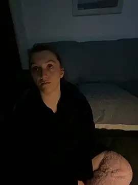 Snapshot of Stoner_BarbieXX chatting on 04/05/26, 09:12 Stoner BarbieXX online show from 04/05/26, 09:12