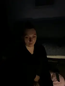 Snapshot of Stoner_BarbieXX chatting on 04/15/26, 09:37 Stoner BarbieXX online show from 04/15/26, 09:37