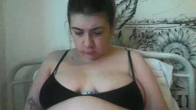 CamilaCherryX online show from 10/06/25, 03:31