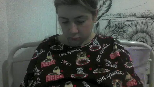 CamilaCherryX online show from 11/14/25, 09:13