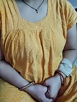 milf-kaira online show from 12/21/24, 06:02