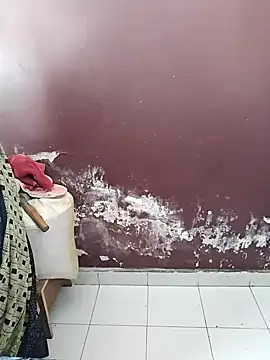 milf-kaira online show from 12/30/24, 05:04