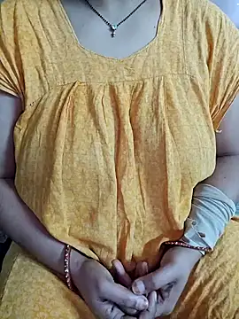 milf-kaira online show from 01/05/25, 04:58